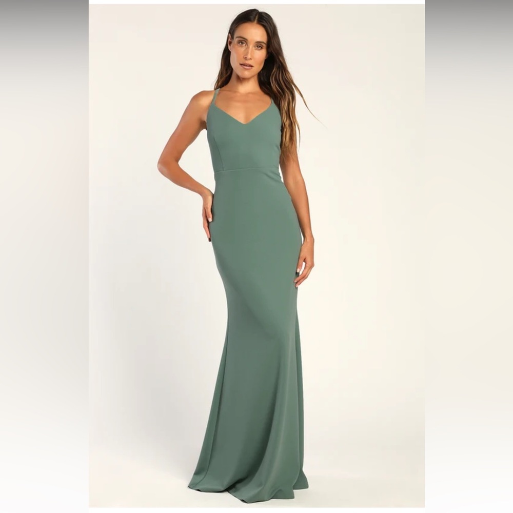 NWT Lulu’s Moments Of Bliss Dusty Seafoam Backless Mermaid Maxi Dress